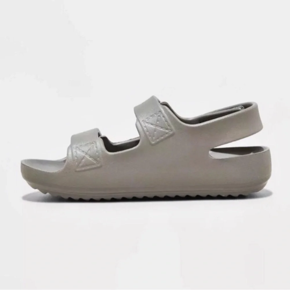 Art Class Hartley Unisex Sandals in Gray